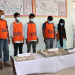 सिरहामा भारीमात्रामा लागूऔषध खैरोहिरोइन र ५० लाख बढी अबैध रकमसहित ५ जना पक्राउ